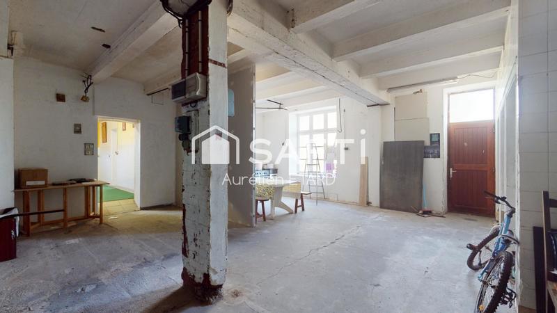 Maison - 218 m² - 7 pièces