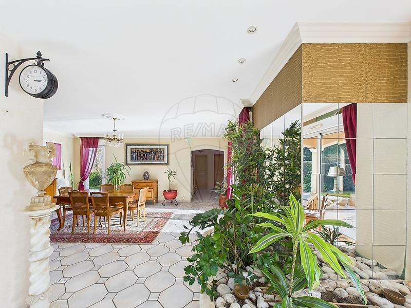 Villa - 177 m² - 6 pièces