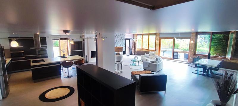 Maison - 187 m² - 5 pièces