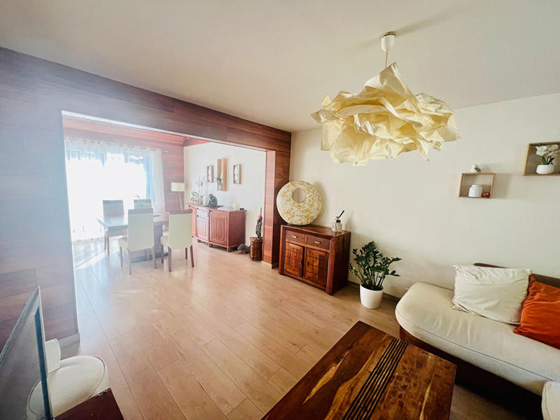 Maison - 150 m² - 8 pièces