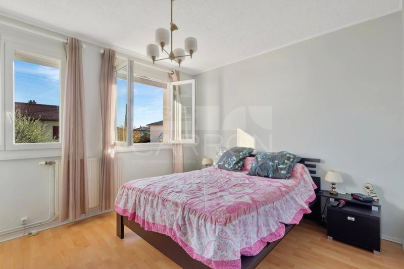 Maison - 105 m² - 4 pièces