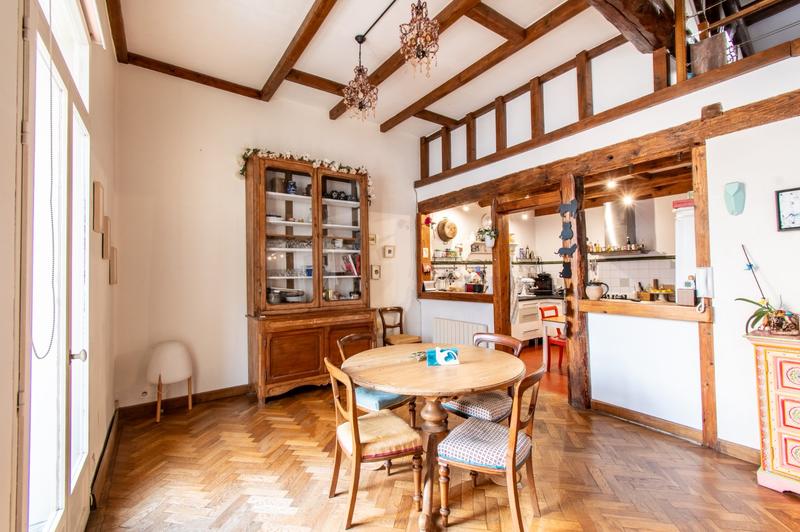 Appartement - 150 m² - 5 pièces