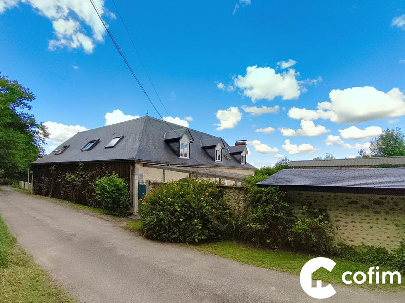 Maison - 372 m² - 7 pièces