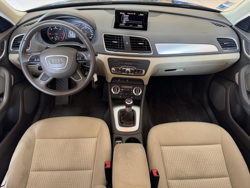 Audi Q3 2.0l Tdi 140 Ch Ambiente / Attelage Amovible Faible Kilometrage