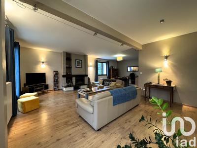 Maison - 198 m² - 8 pièces