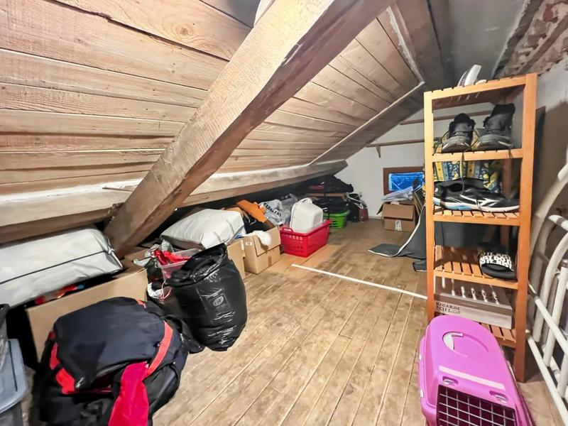 Maison - 198 m² - 6 pièces