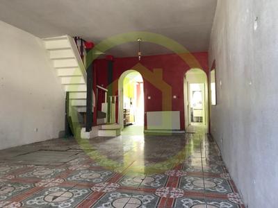 Maison - 85 m² - 5 pièces