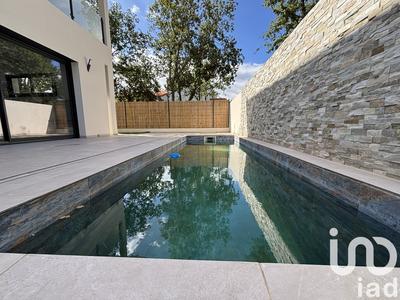 Maison - 159 m² - 6 pièces