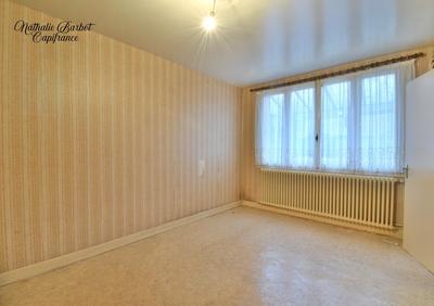 Maison - 106 m² - 5 pièces