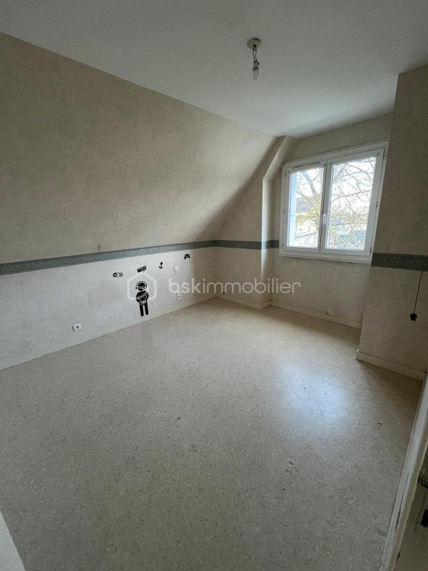 Maison - 111 m² - 5 pièces