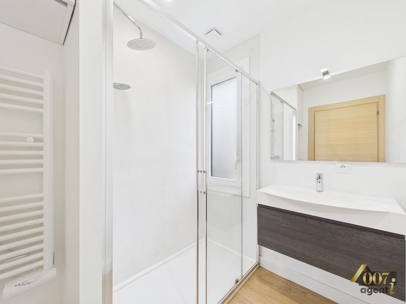 Appartement - 75 m² - 3 pièces