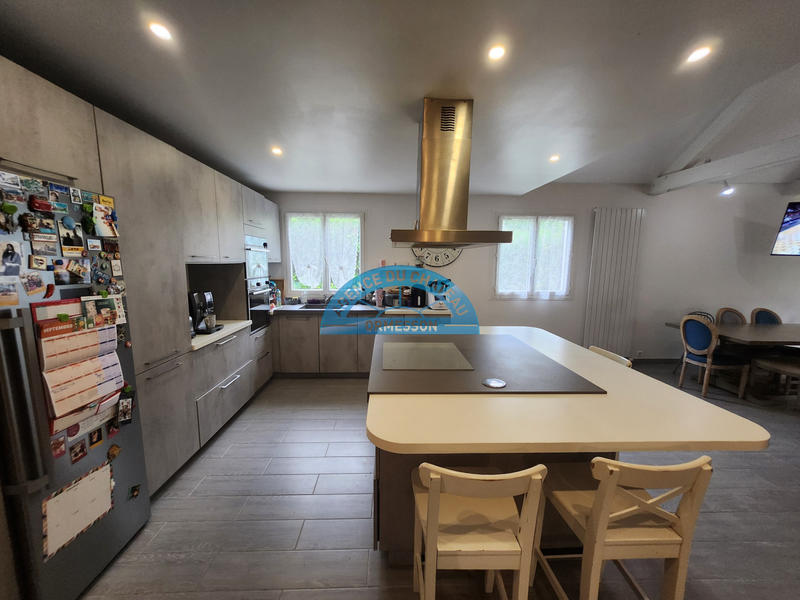 Maison - 164 m² - 7 pièces