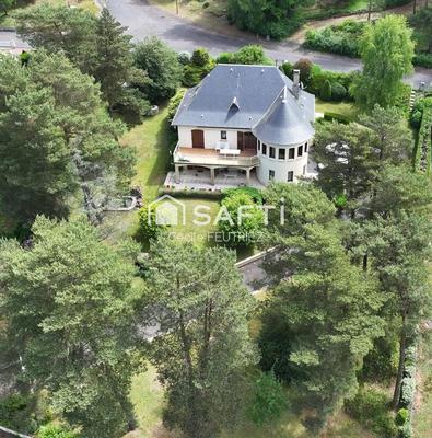 Maison - 231 m² - 6 pièces