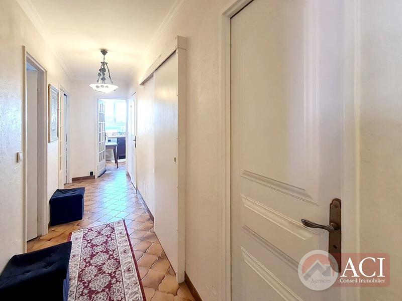 Appartement - 72 m² - 3 pièces