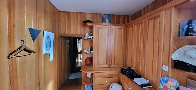 Maison - 221 m² - 6 pièces