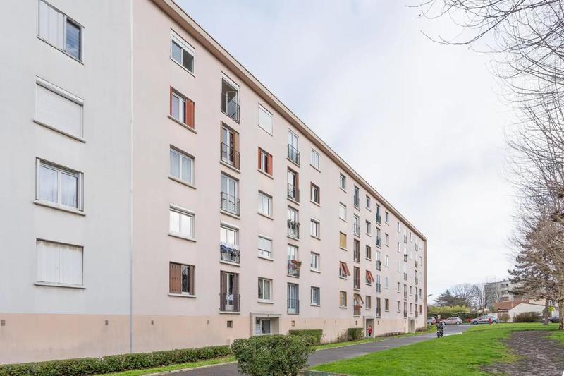 Appartement - 64 m² - 4 pièces