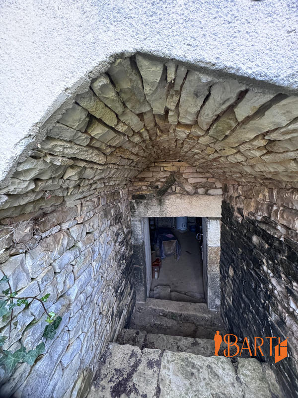 Maison traditionnelle - 194 m² - 8 pièces