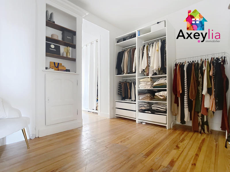 Maison - 171 m² - 7 pièces