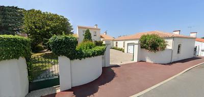 Maison - 209 m² - 6 pièces