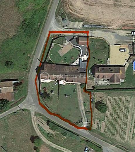 Longère - 355 m² - 16 pièces