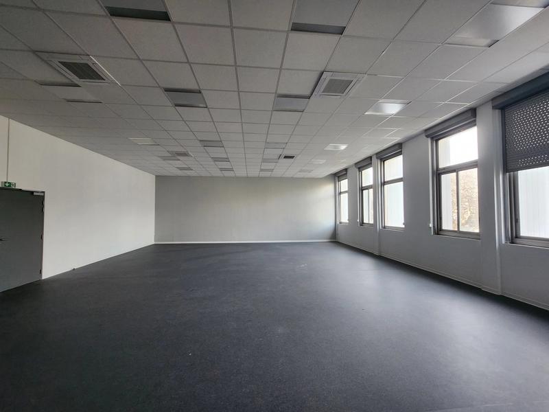 Bureau - 180 m² - 4 pièces