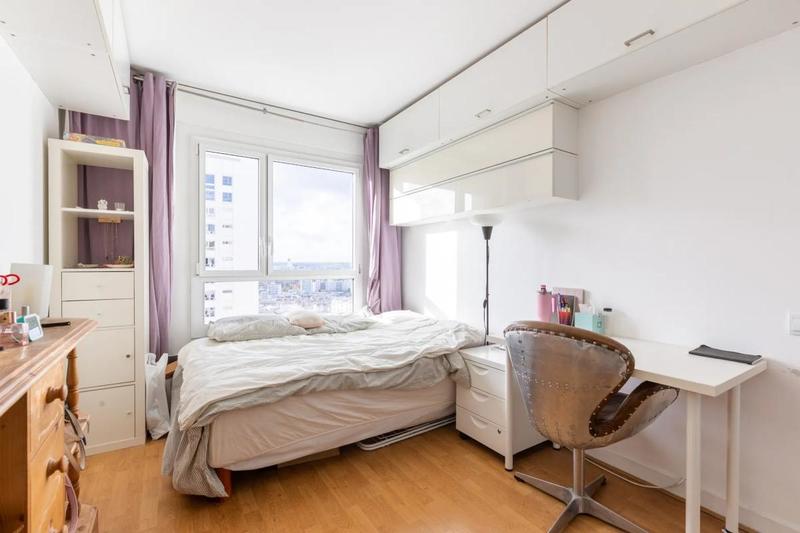 Appartement - 80 m² - 4 pièces