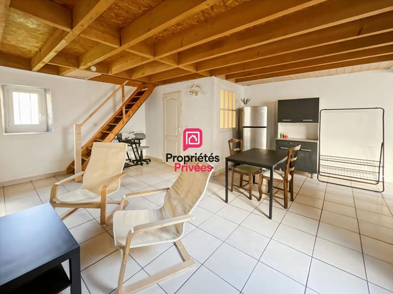 Maison - 90 m² - 5 pièces