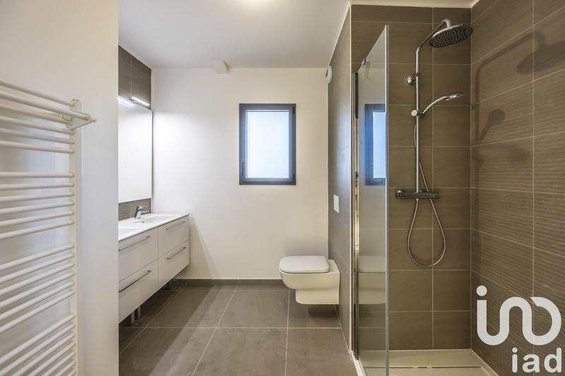 Appartement - 98 m² - 4 pièces