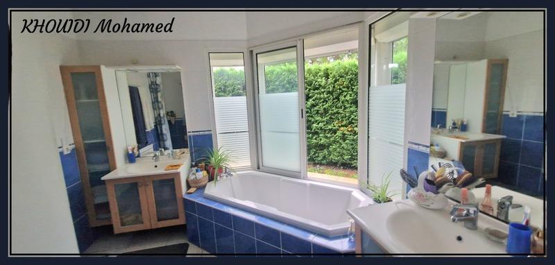 Maison - 159 m² - 6 pièces