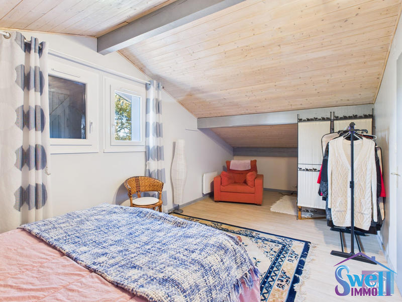 Maison traditionnelle - 140 m² - 6 pièces