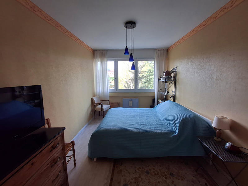 Appartement - 125 m² - 6 pièces