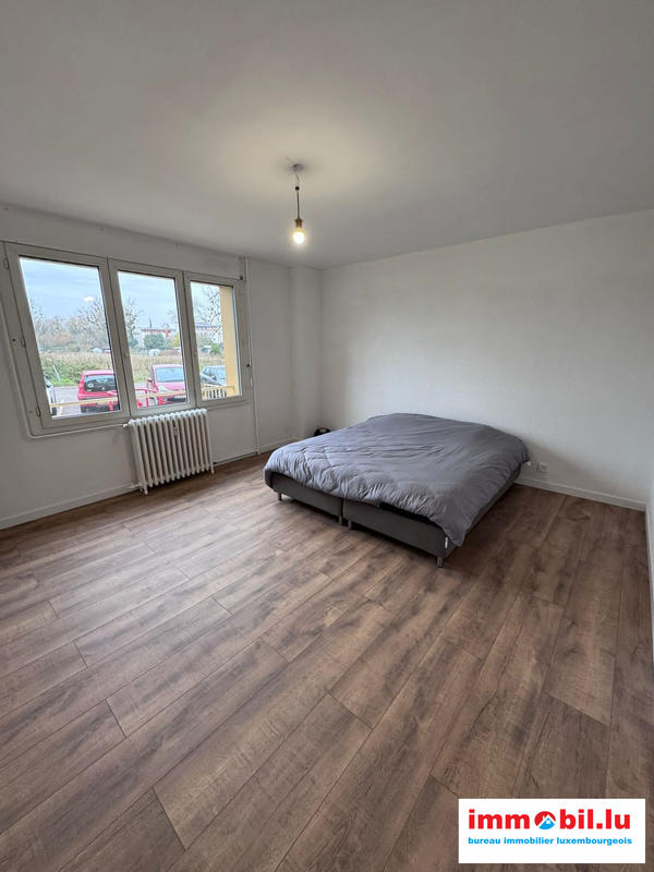 Appartement - 96 m² - 5 pièces