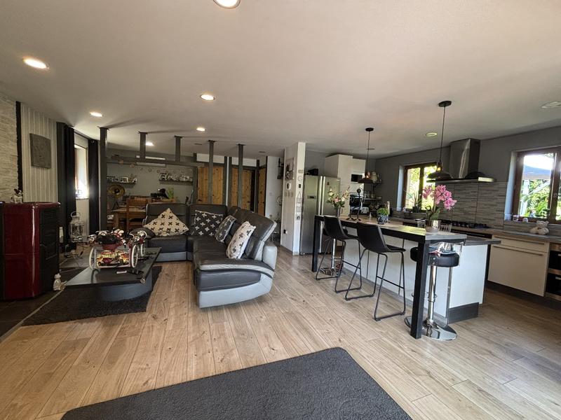 Maison - 97 m² - 3 pièces