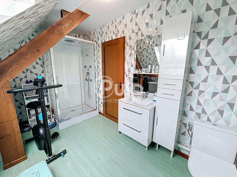 Maison - 108 m² - 7 pièces