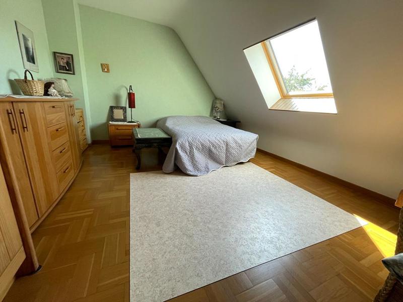 Maison - 180 m² - 9 pièces