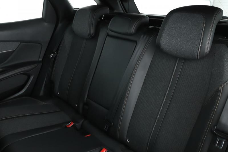 Peugeot 3008 1.5 Blue-HDi Gt Line 130 ch