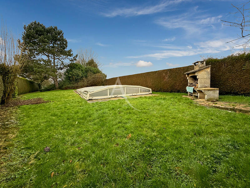 Maison - 204 m² - 7 pièces