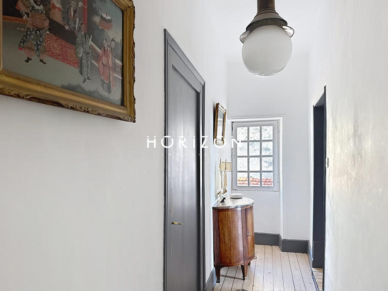 Maison ancienne - 266 m² - 10 pièces