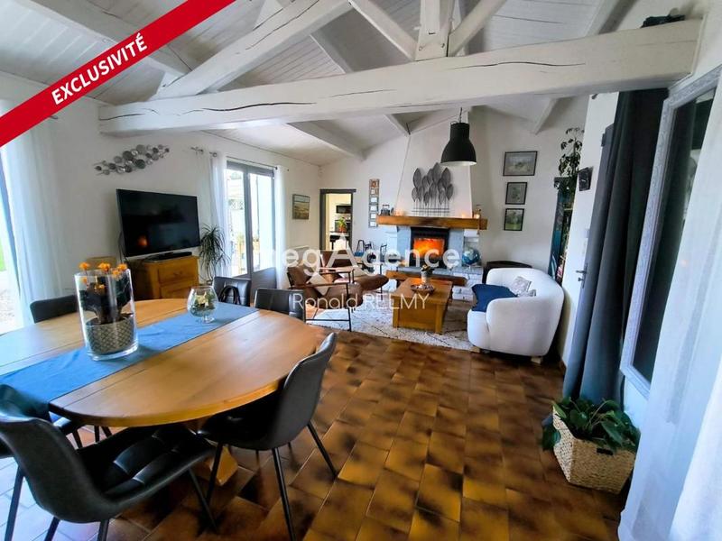 Maison - 90 m² - 4 pièces