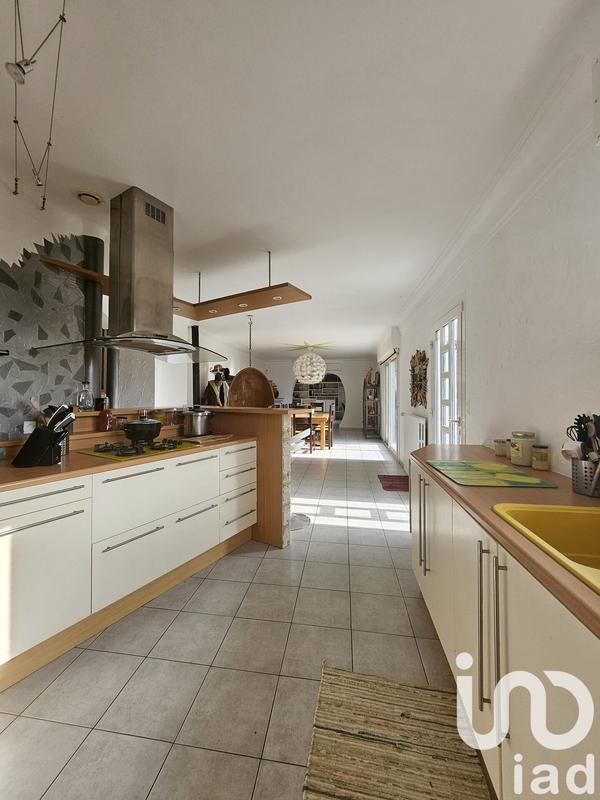 Maison - 217 m² - 5 pièces