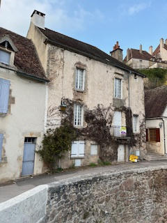 Maison - 184 m² - 7 pièces