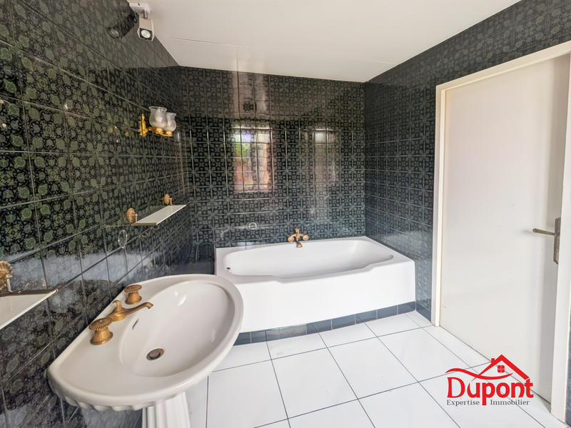 Maison ancienne - 230 m² - 9 pièces