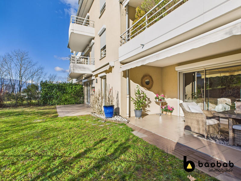 Appartement - 100 m² - 4 pièces