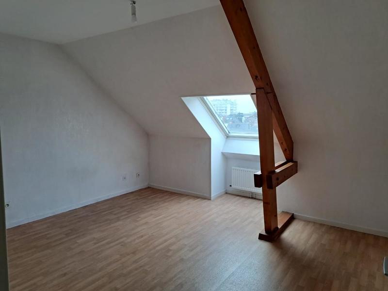 Appartement - 80 m² - 3 pièces