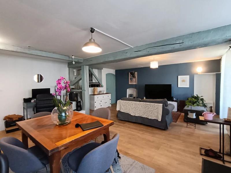 Maison - 94 m² - 4 pièces