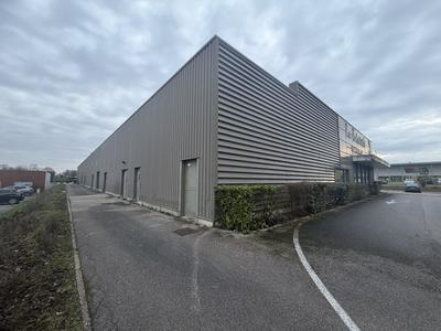 Local commercial - 1 192 m²