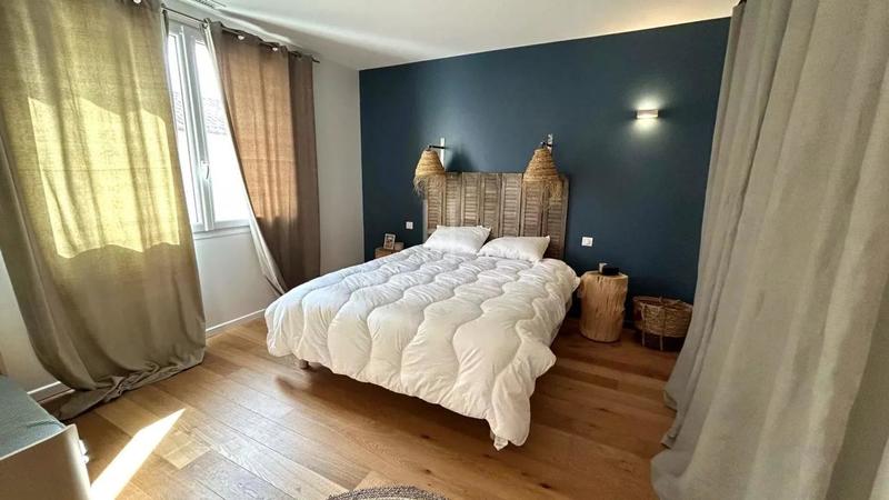 Duplex - 211 m² - 6 pièces