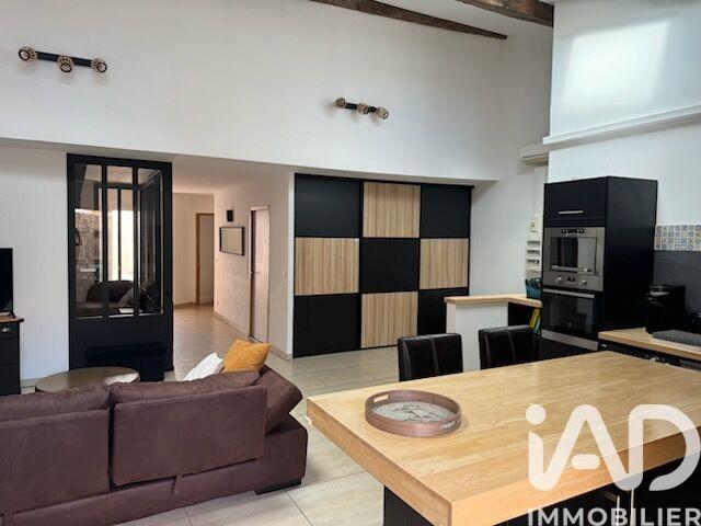 Appartement - 104 m² - 4 pièces