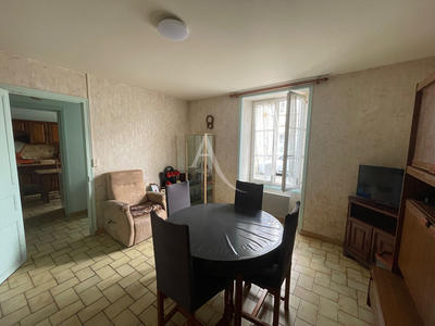 Maison - 87 m² - 4 pièces