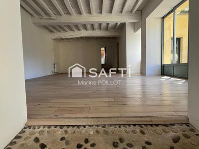 Maison - 344 m² - 10 pièces